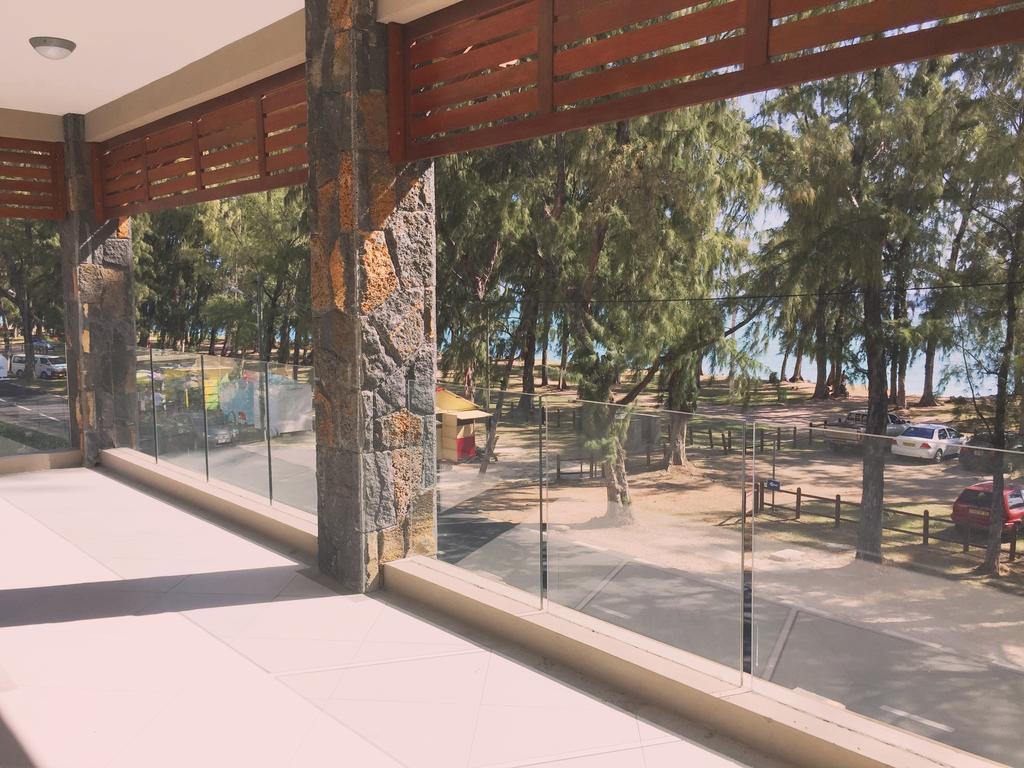 West Front One No 4 With Seafront - Licensed By Tourism Authority 14977 Flic En Flac Mauritius Buitenkant foto